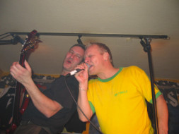 1328892589_big balls- kulmbach- schwarzenbach 027