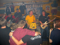 1328892615_big balls- kulmbach- schwarzenbach 092_bearbeitet-1