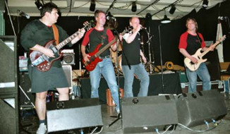 1328892636_bigballs1