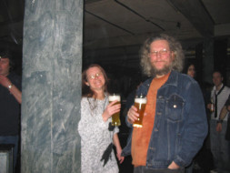 1328892759_universum 2006 003