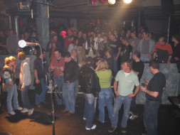 1328892773_universum 2006 028