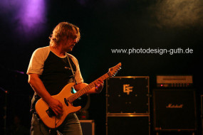 1328892881_BigBalls_07